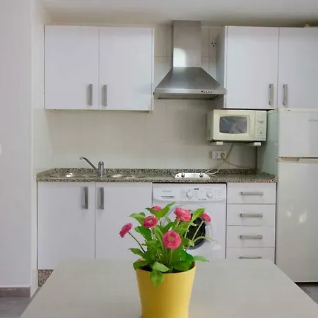 Lightbooking Estadio Cadiz Apartment
